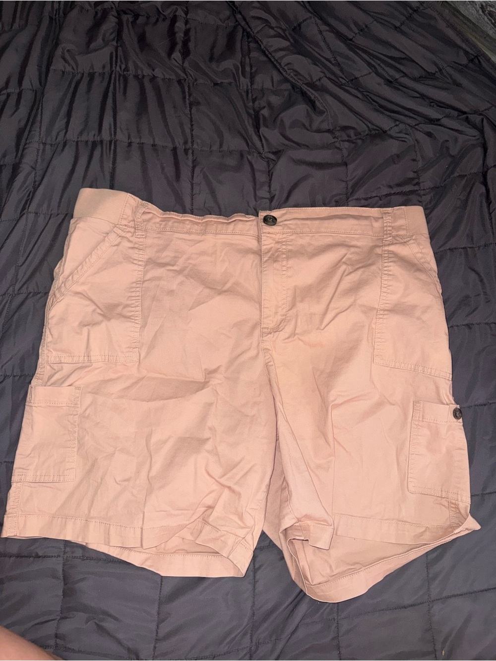 Lee Women's Cargo Shorts in Light Pink